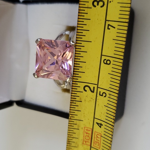 Gorgeous Pink Diamond Simulant Large Ring - Picture 7 of 8